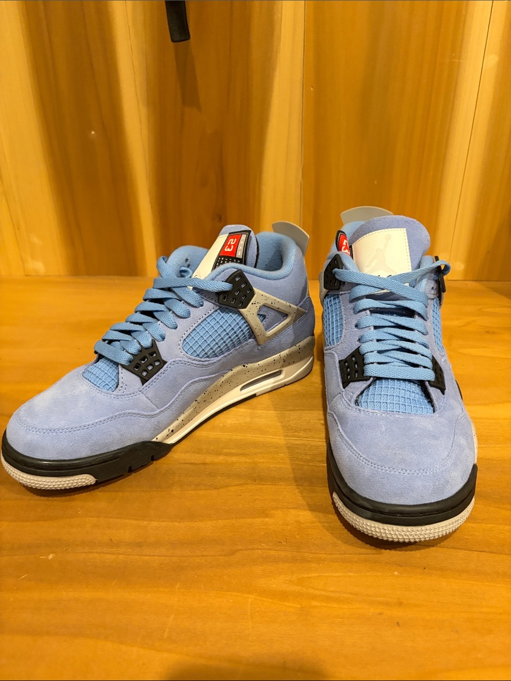 Jordan Men’s Light Blue Suede Retro Basketball Shoes